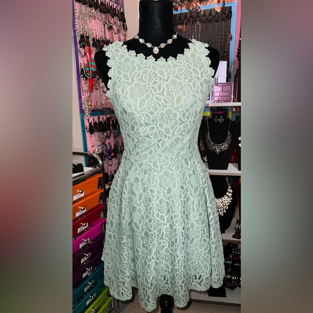 NWT City Studio Womens Sleeveless Lace Seafoam Green Fit & Flare Dress-Size 5